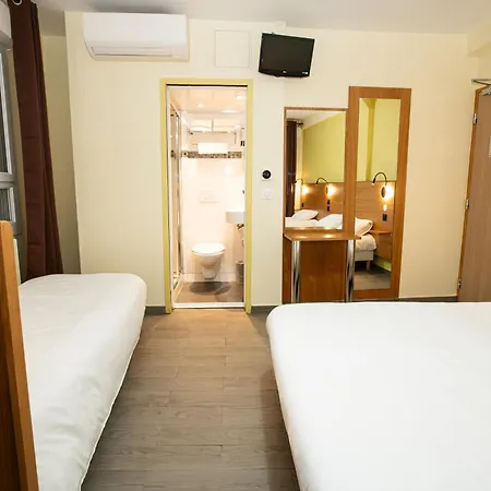 Aparthotel De La Terrasse 2*