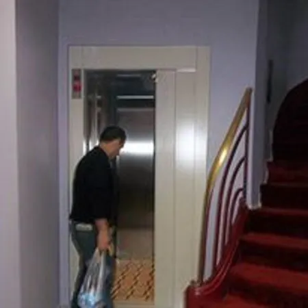 De La Terrasse Aparthotel Paris