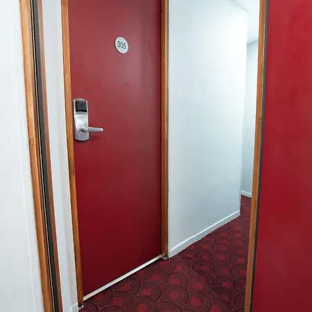 دو لا تيراس 2* باريس