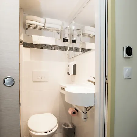 دو لا تيراس شقة فندقية باريس