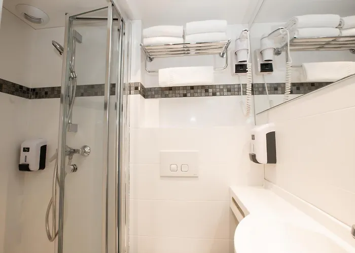 De La Terrasse Hotel apartamentowy 2*