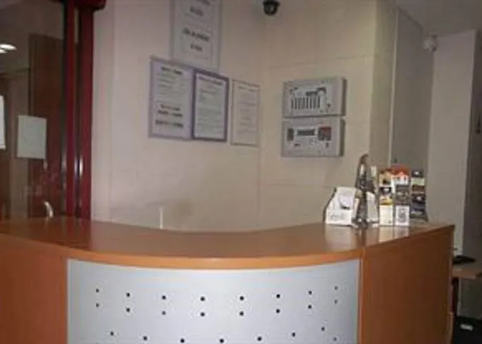 De La Terrasse 2* Paris