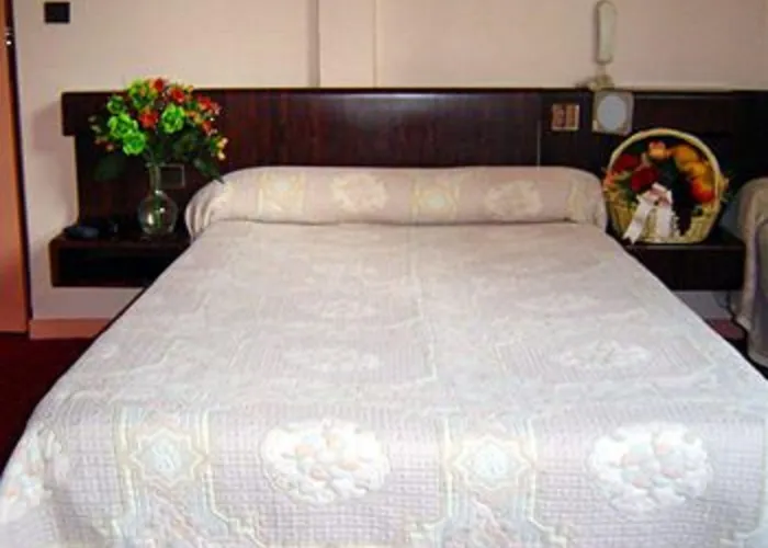 Hotel apartamentowy De La Terrasse 2*