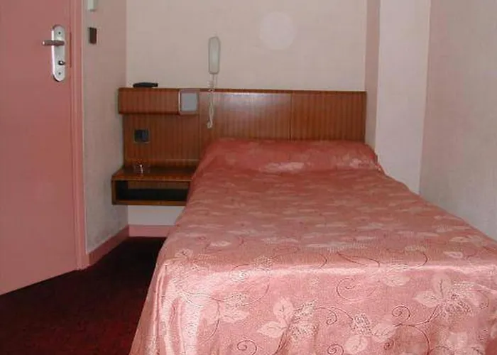 De La Terrasse Aparthotel